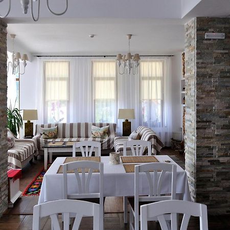 Pensiunea Doina Bucovinei Hotel Manastirea Humorului Exterior photo